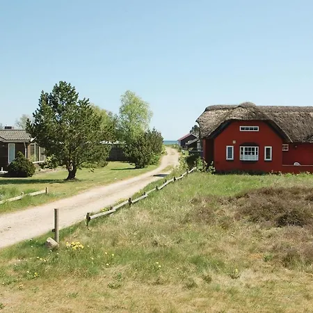 Semesterbostad With Sea View Vi