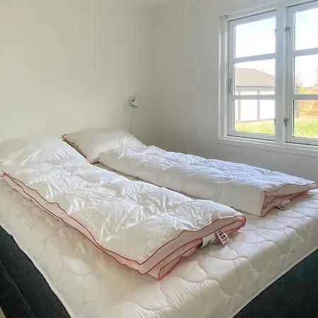 2 Bedroom Stunning In * Børkop